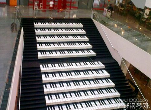 钢琴阶梯